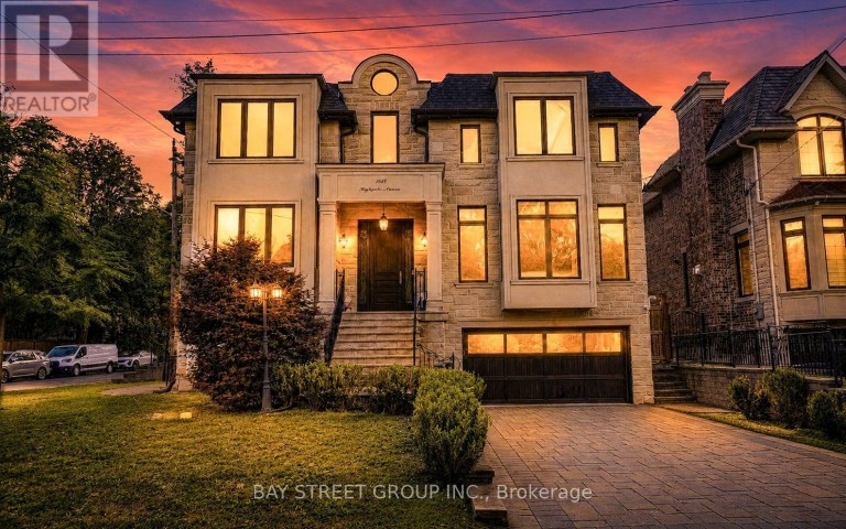 168 HIGHGATE AVENUE, Toronto (Willowdale East), Ontario, M2N5H1