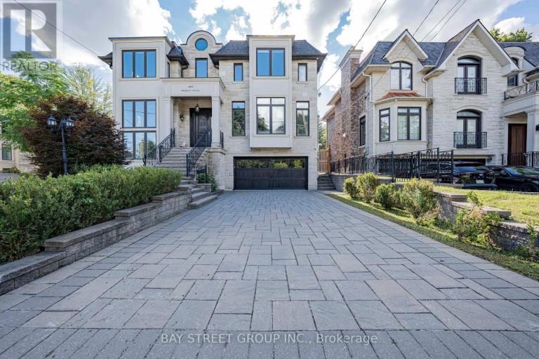 168 HIGHGATE AVENUE, Toronto (Willowdale East), Ontario, M2N5H1