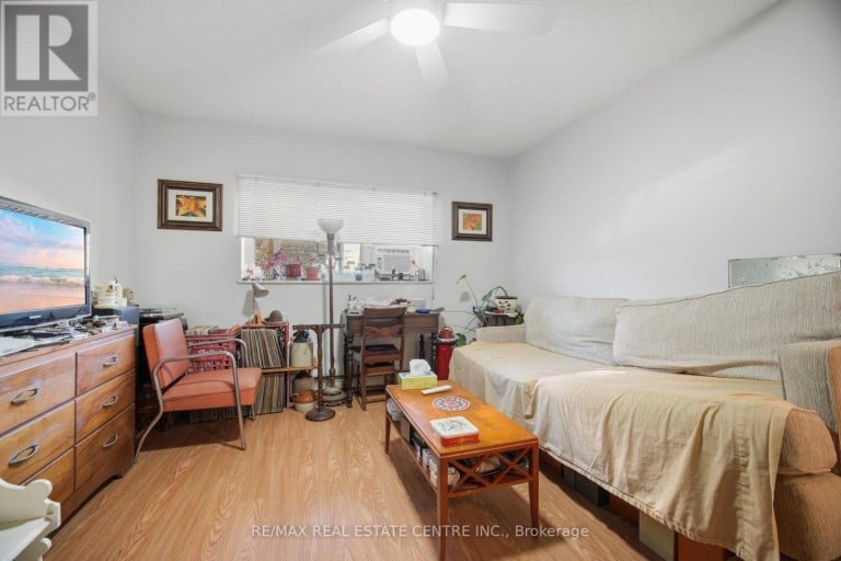 204 - 11 WOODMAN DRIVE S, Hamilton (Corman), Ontario, L8K4E3