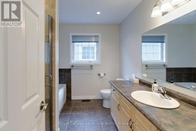 4 - 24 ALBERY COURT Meaford Ontario photo 27