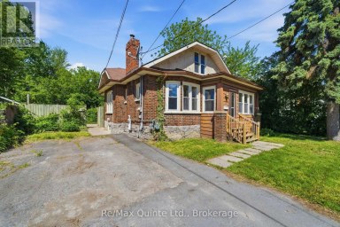 8 DUNBAR STREET Belleville (Belleville Ward) Ontario photo 1