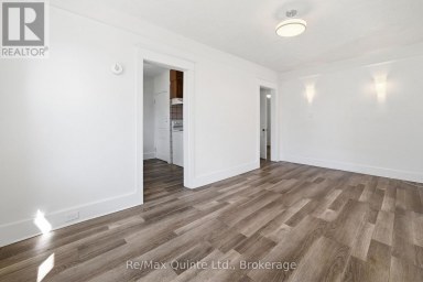 8 DUNBAR STREET Belleville (Belleville Ward) Ontario photo 17