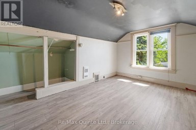 8 DUNBAR STREET Belleville (Belleville Ward) Ontario photo 31