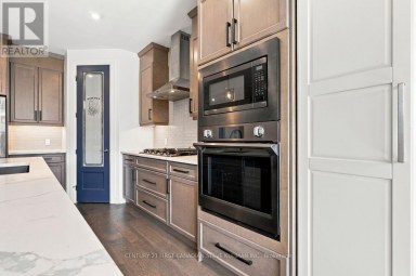 2185 TIBET BUTLER BOULEVARD London South (South K) Ontario photo 13