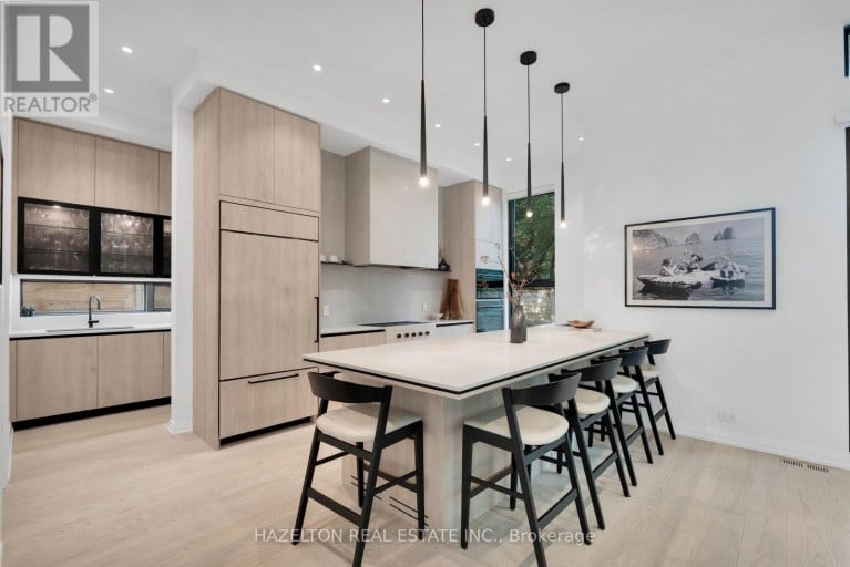 30 HARLEY AVENUE, Toronto (Bedford Park-Nortown), Ontario, M5M2R5