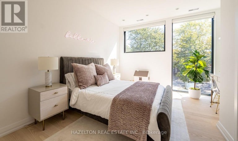 30 HARLEY AVENUE, Toronto (Bedford Park-Nortown), Ontario, M5M2R5