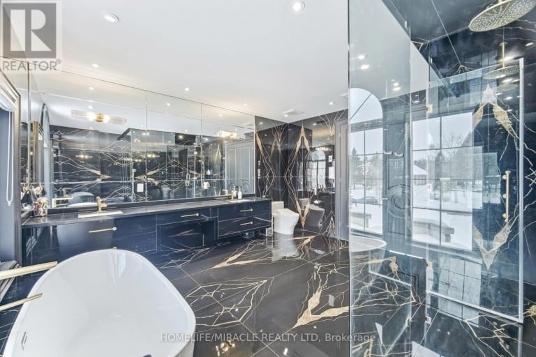 56 ORICO COURT, Vaughan (Kleinburg), Ontario, L4H3N5