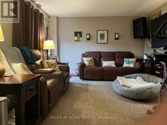 81 - 135 CHALMERS STREET S Cambridge Ontario photo 2