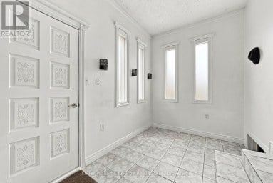 250 GLEN HILL DRIVE Whitby (Blue Grass Meadows) Ontario photo 18