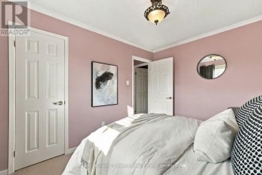 250 GLEN HILL DRIVE Whitby (Blue Grass Meadows) Ontario photo 29