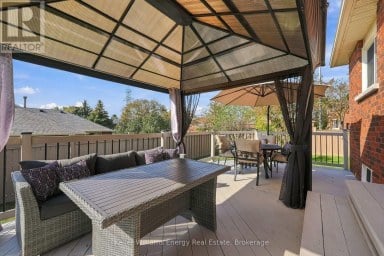 250 GLEN HILL DRIVE Whitby (Blue Grass Meadows) Ontario photo 39