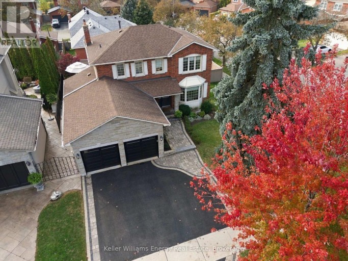 250 GLEN HILL DRIVE, Whitby (Blue Grass Meadows), Ontario, L1N7J8