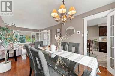 250 GLEN HILL DRIVE Whitby (Blue Grass Meadows) Ontario photo 9