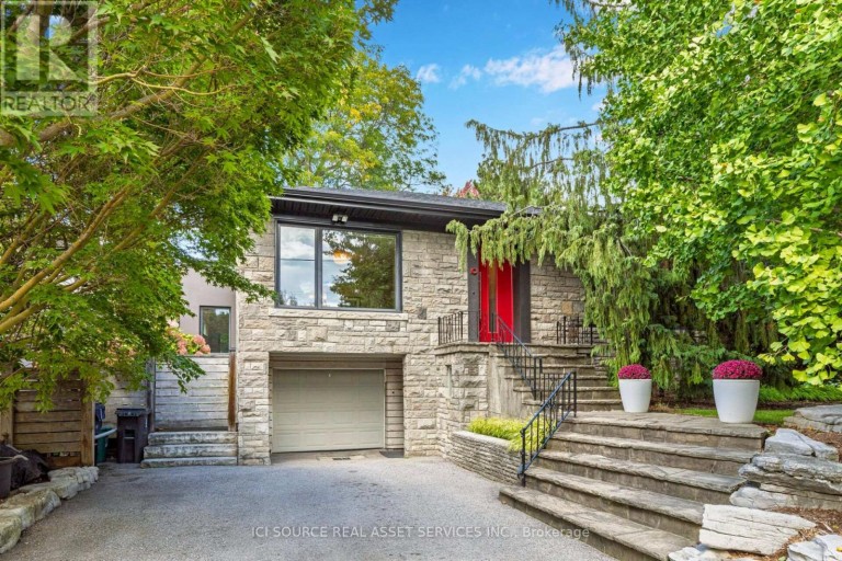 10 RED OAKS CRESCENT, Toronto (Leaside), Ontario, M4G1A5