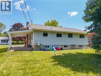 577 Maple Street Fredericton New Brunswick photo 32