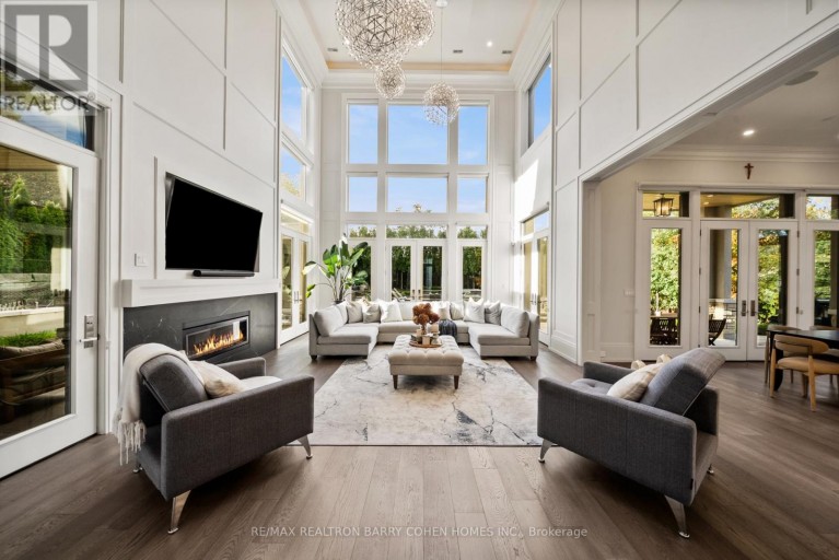 106 DAVIDSON DRIVE, Vaughan (Islington Woods), Ontario, L4L1M4