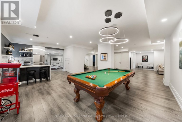 106 DAVIDSON DRIVE, Vaughan (Islington Woods), Ontario, L4L1M4