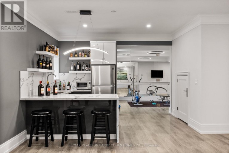 106 DAVIDSON DRIVE, Vaughan (Islington Woods), Ontario, L4L1M4