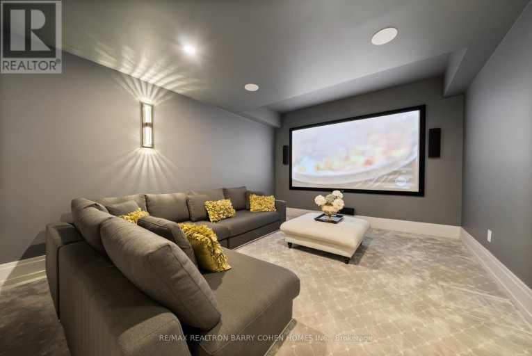 106 DAVIDSON DRIVE, Vaughan (Islington Woods), Ontario, L4L1M4