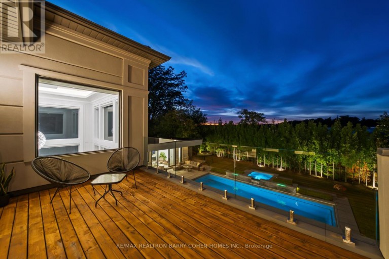 106 DAVIDSON DRIVE, Vaughan (Islington Woods), Ontario, L4L1M4