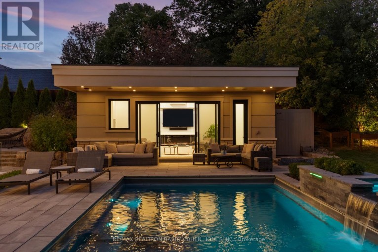 106 DAVIDSON DRIVE, Vaughan (Islington Woods), Ontario, L4L1M4