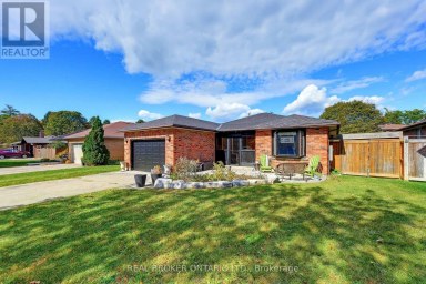 96 MUNRO CRESCENT Uxbridge Ontario photo 1