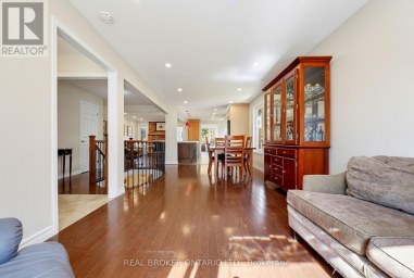96 MUNRO CRESCENT Uxbridge Ontario photo 16