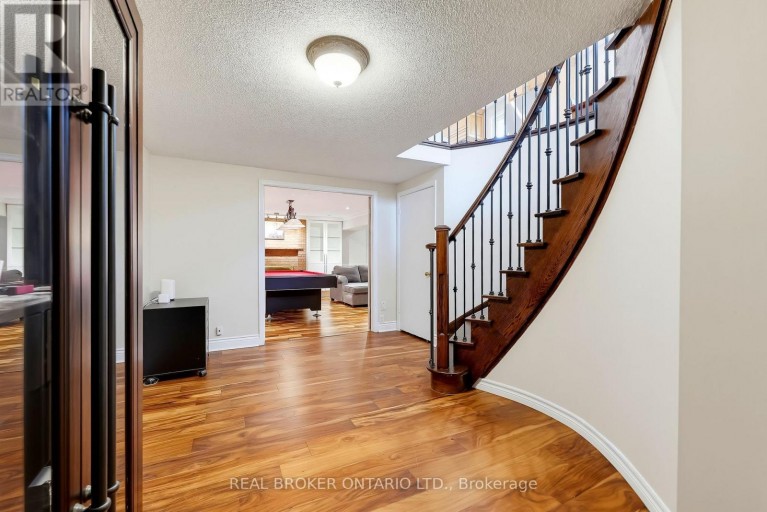 96 MUNRO CRESCENT, Uxbridge, Ontario, L9P1L7