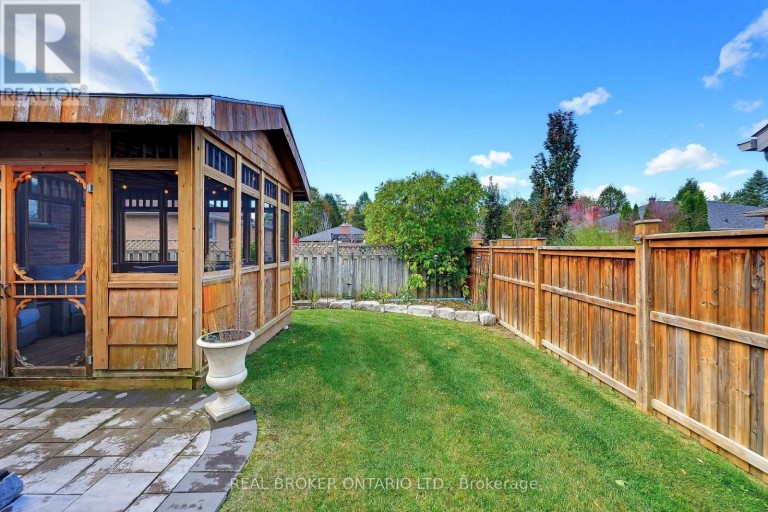 96 MUNRO CRESCENT, Uxbridge, Ontario, L9P1L7
