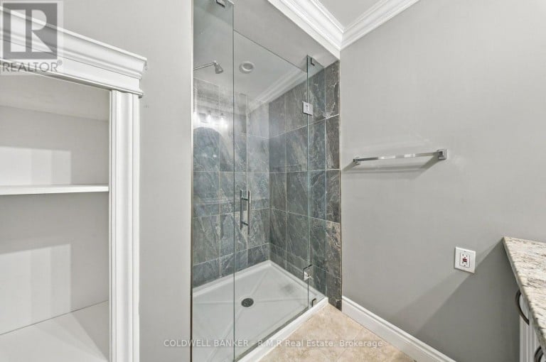 34 HELEN CRESCENT, Kawartha Lakes (Mariposa), Ontario, K0M2C0