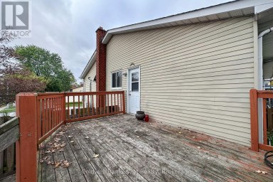 673 ATTERSLEY DRIVE Oshawa (Pinecrest) Ontario photo 27