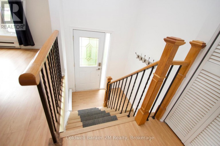 673 ATTERSLEY DRIVE, Oshawa (Pinecrest), Ontario, L1K1P9