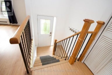673 ATTERSLEY DRIVE Oshawa (Pinecrest) Ontario photo 3