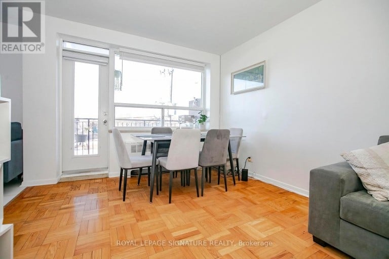 305 - 219 WILSON AVENUE, Toronto (Bedford Park-Nortown), Ontario, M5M3B2