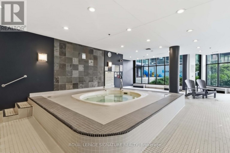 225 - 231 FORT YORK BOULEVARD, Toronto (Niagara), Ontario, M5V1B2