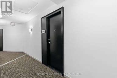 225 - 231 FORT YORK BOULEVARD Toronto (Niagara) Ontario photo 12