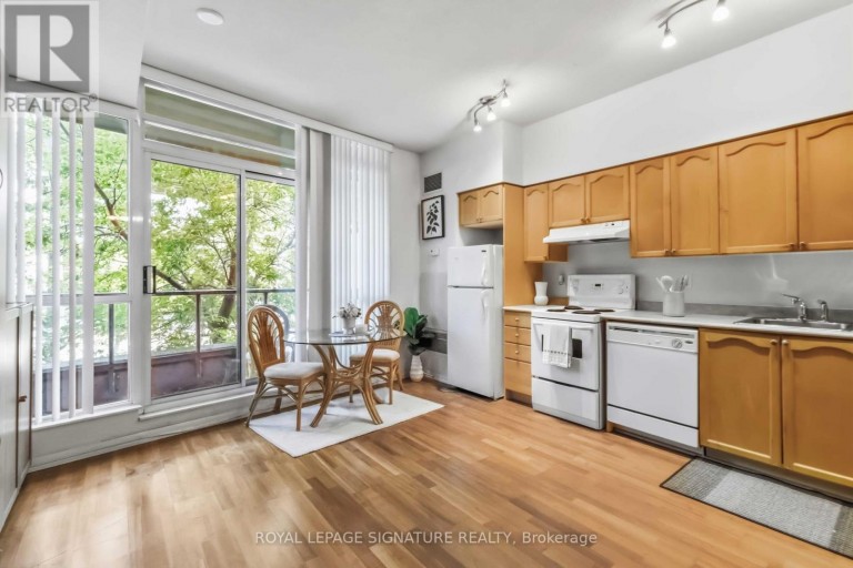 225 - 231 FORT YORK BOULEVARD, Toronto (Niagara), Ontario, M5V1B2