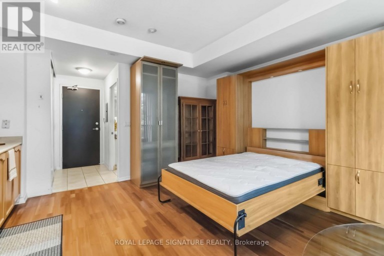 225 - 231 FORT YORK BOULEVARD, Toronto (Niagara), Ontario, M5V1B2