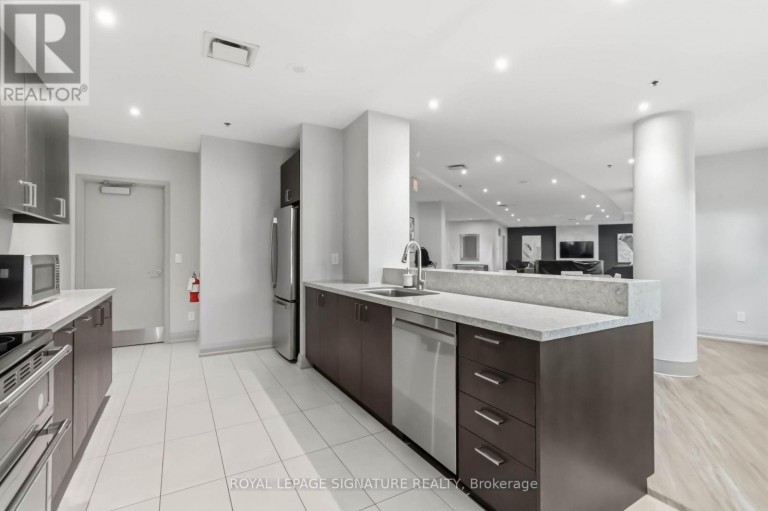 225 - 231 FORT YORK BOULEVARD, Toronto (Niagara), Ontario, M5V1B2