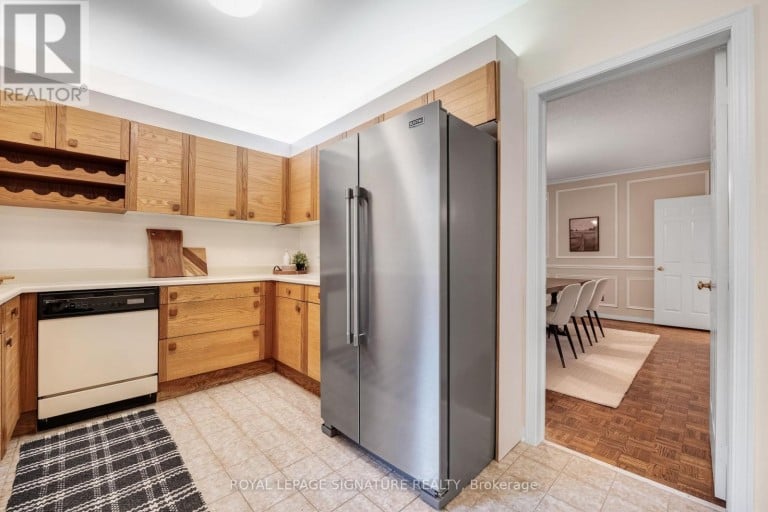 54 AMBROSE ROAD, Toronto (Bayview Village), Ontario, M2K2W9