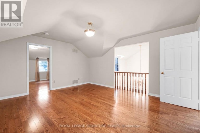 54 AMBROSE ROAD, Toronto (Bayview Village), Ontario, M2K2W9