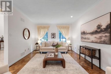 54 AMBROSE ROAD Toronto (Bayview Village) Ontario photo 5