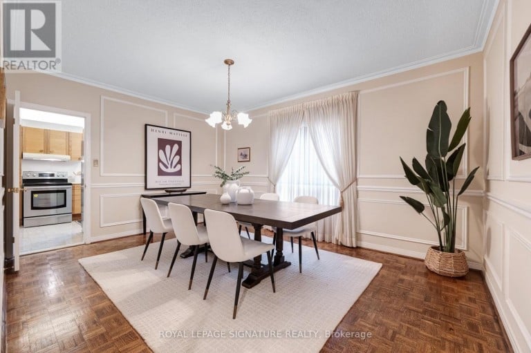 54 AMBROSE ROAD, Toronto (Bayview Village), Ontario, M2K2W9