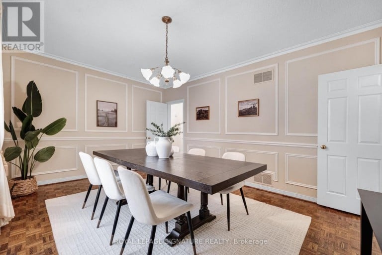 54 AMBROSE ROAD, Toronto (Bayview Village), Ontario, M2K2W9
