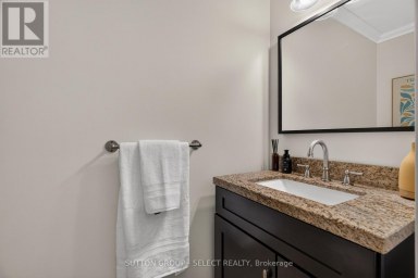 121 TANOAK DRIVE London North (North E) Ontario photo 24