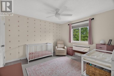 121 TANOAK DRIVE London North (North E) Ontario photo 32