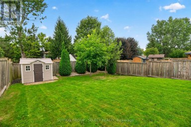 121 TANOAK DRIVE London North (North E) Ontario photo 48
