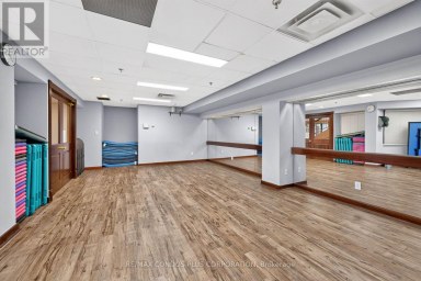 2009 - 1300 ISLINGTON AVENUE Toronto (Islington-City Centre West) Ontario photo 29