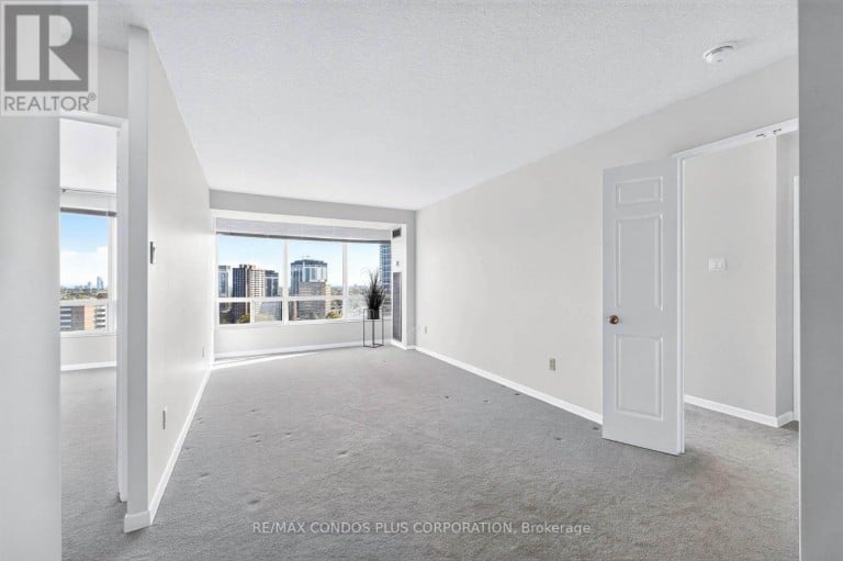 2009 - 1300 ISLINGTON AVENUE, Toronto (Islington-City Centre West), Ontario, M9A5C4