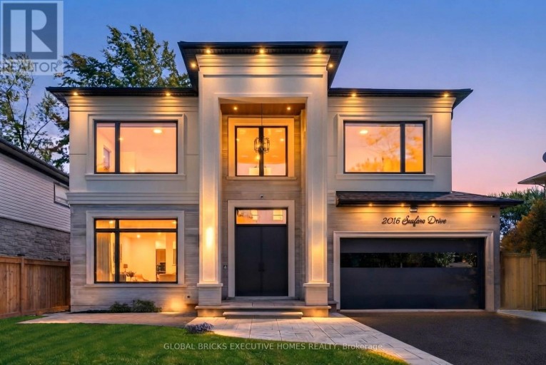 2016 SEAFARE DRIVE, Oakville (BR Bronte), Ontario, L6L1P6